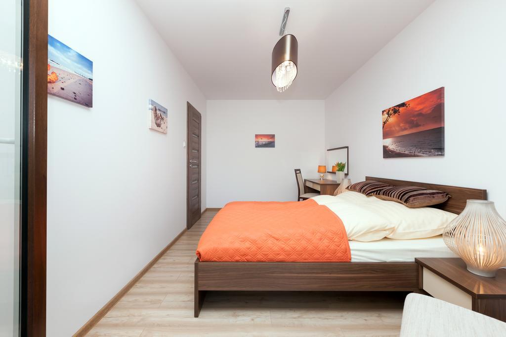 Apartament Deluxe Polanki z Garazem Daire Kolobrzeg Oda fotoğraf